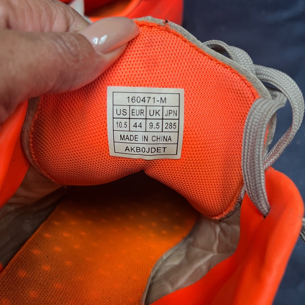 Dream Pairs Gray and Orange Men's Shoes - Picture 3 of 4